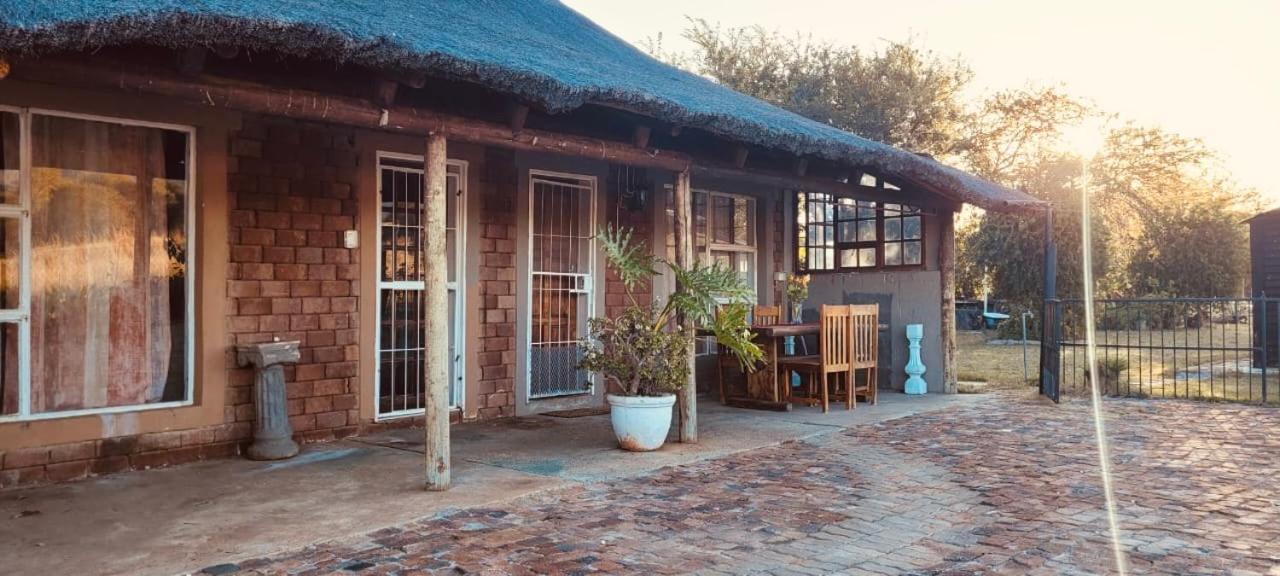 Thabazimbi Bushveld Self Catering Accommodation מראה חיצוני תמונה